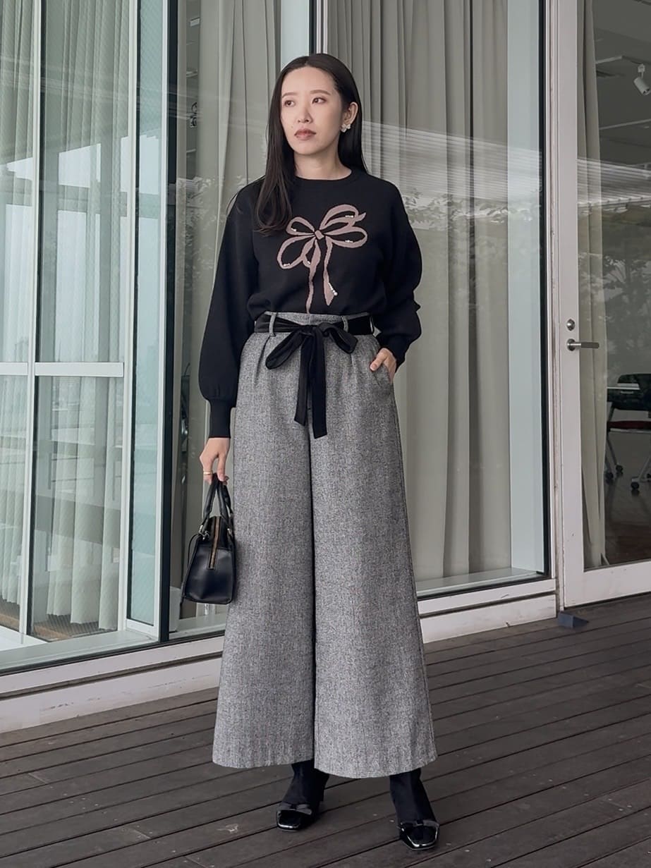 teiさんの「Couture brooch｜【上品華やか・通勤】ラメツイード ワイドパンツ」を使ったコーディネート