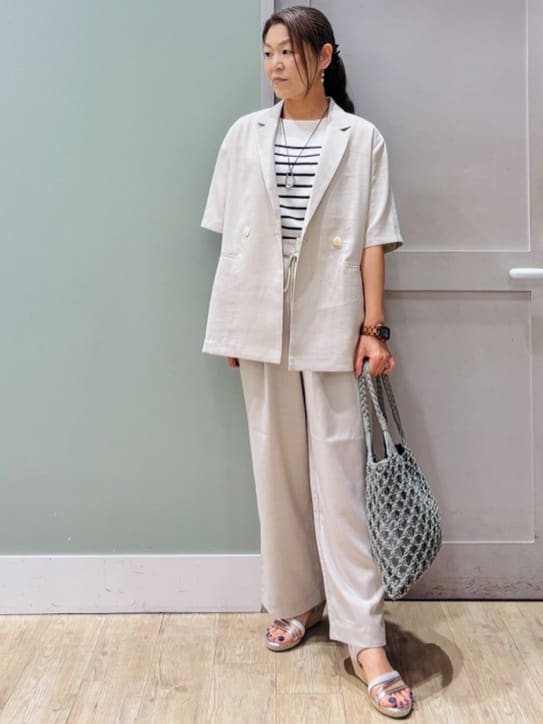 Komi☆さんの「grove｜ロープベルトで差がつく 洗練リラックスパンツ」を使ったコーディネート