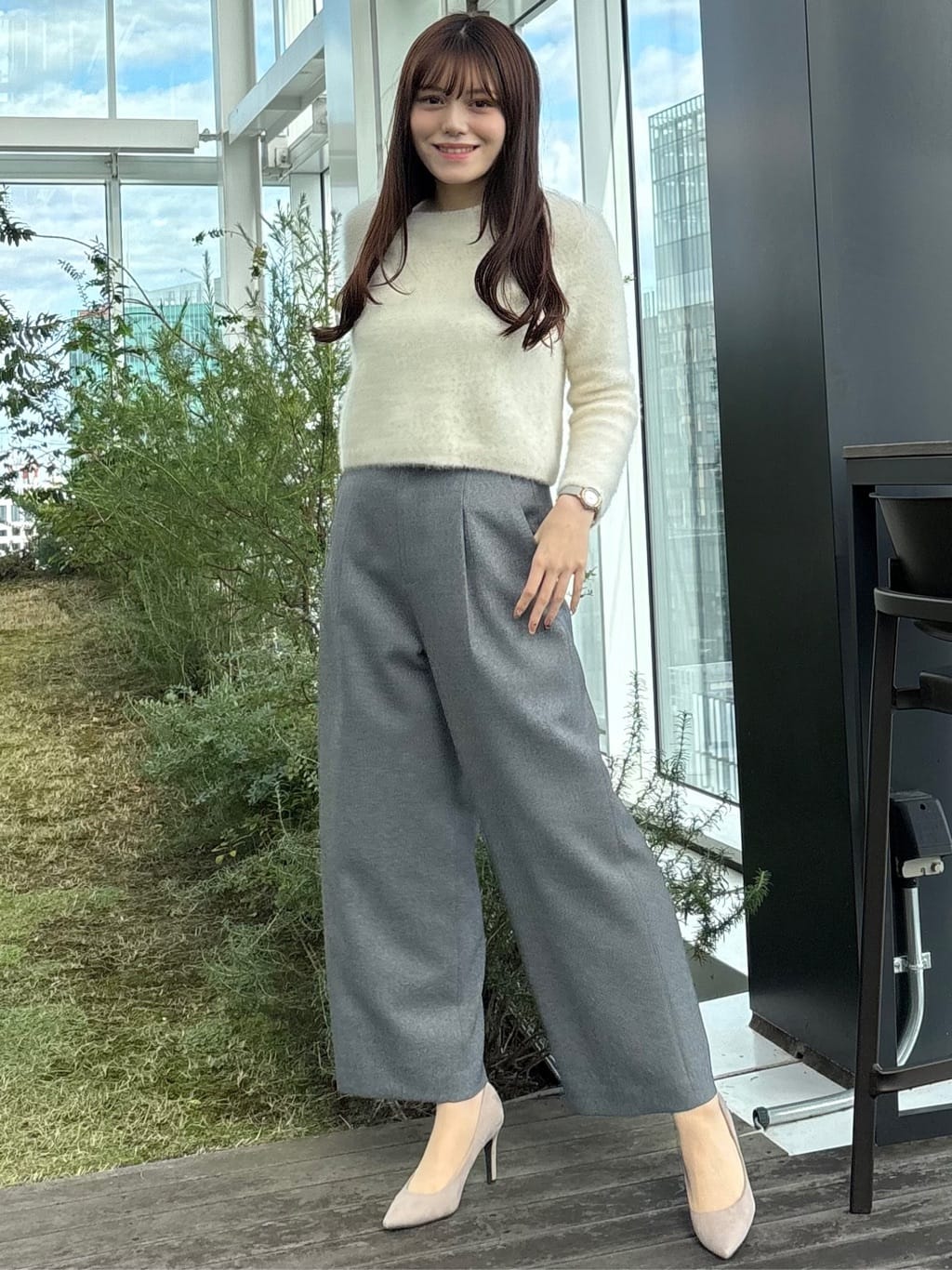 sayaさんの「COUP DE CHANCE｜【フォックス混】ショート丈ニットトップス」を使ったコーディネート
