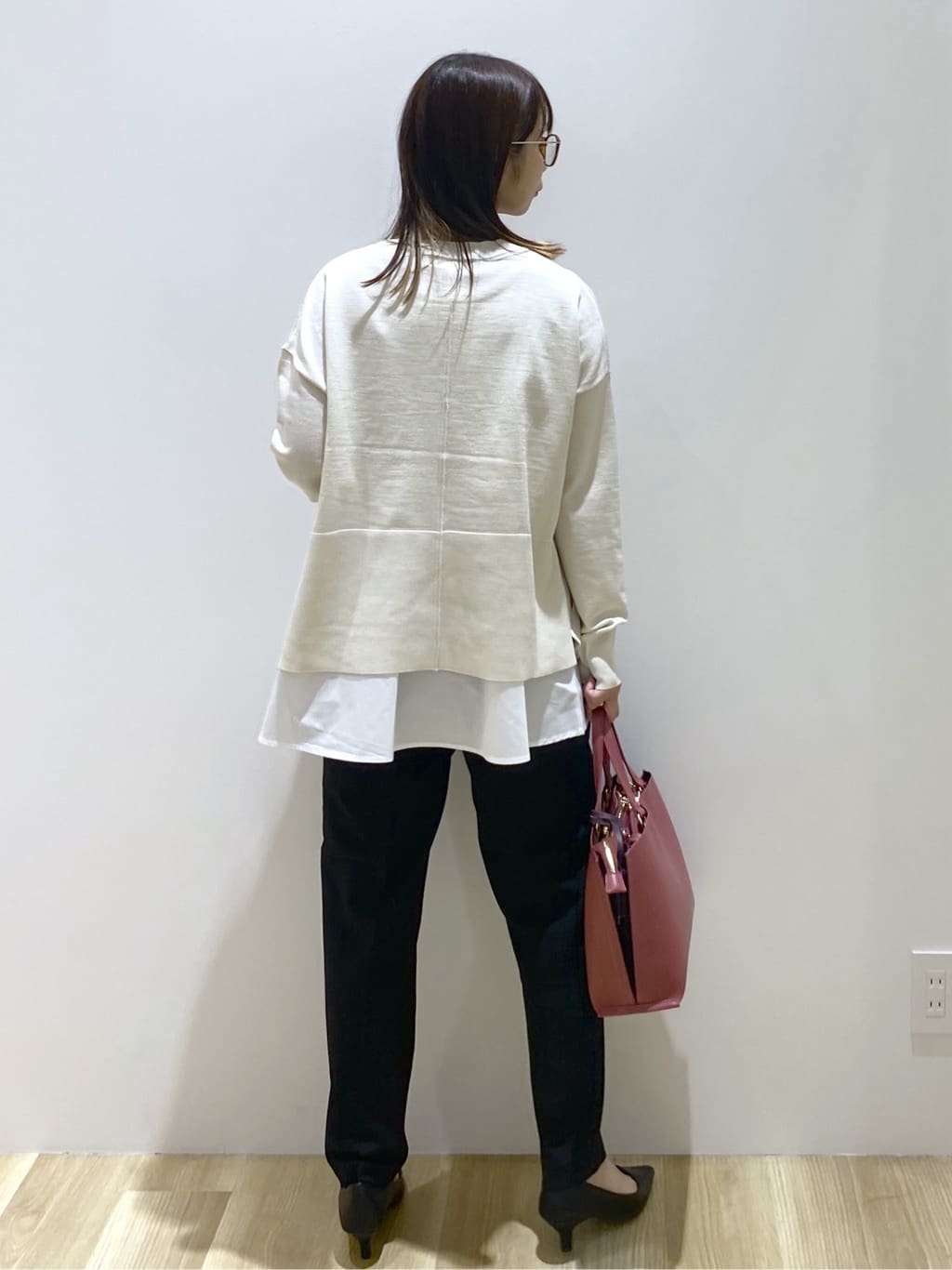えりさんの「OPAQUE.CLIP｜ウォームタッチ テーパードパンツ【洗濯機洗OK／ストレッチ】」を使ったコーディネート