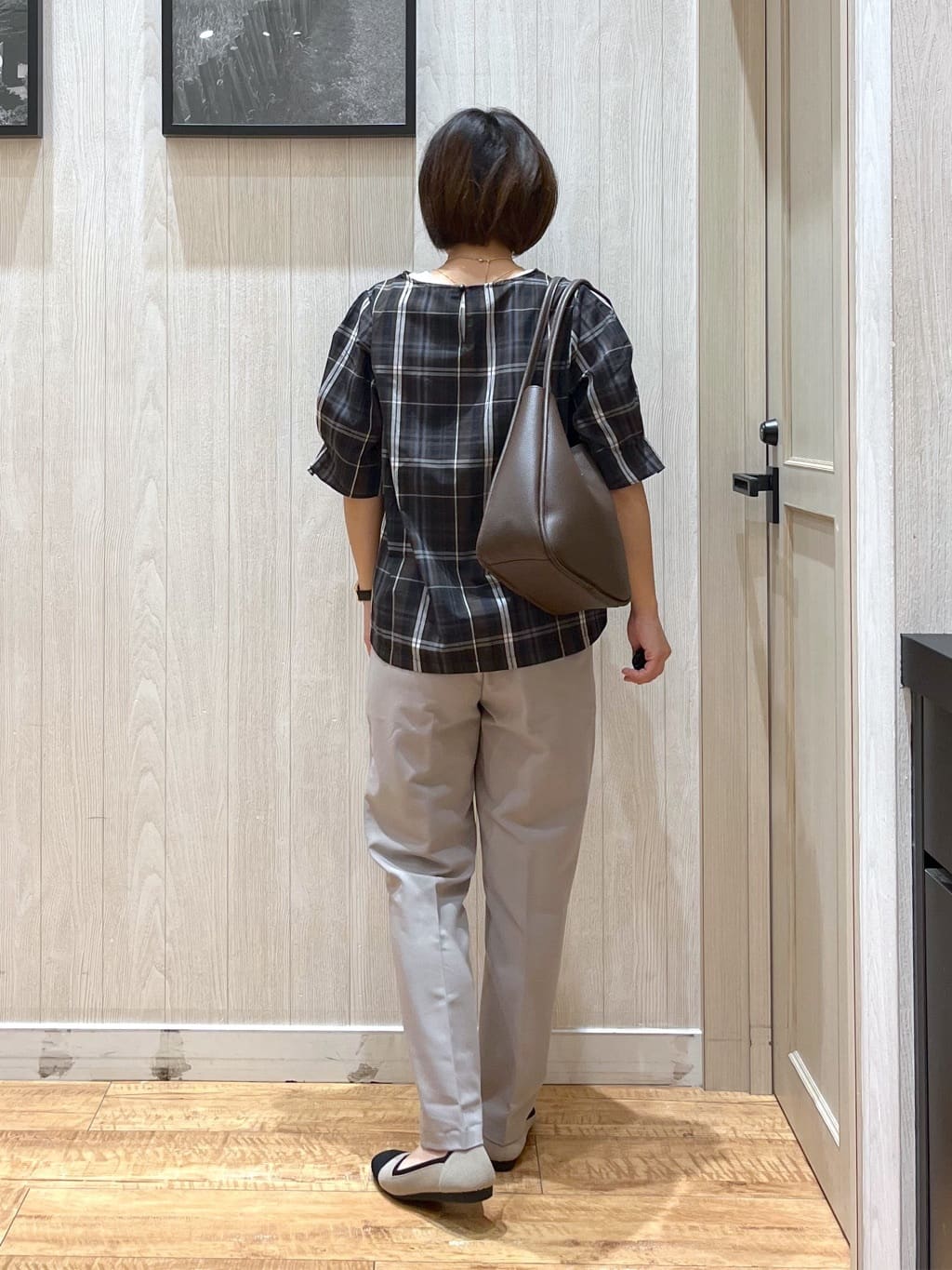 shirayuuuさんの「SHOO･LA･RUE｜【S-LL/5分袖】お袖タックできれいに魅せる 大人のチェックブラウス」を使ったコーディネート