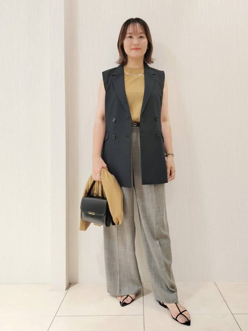 naokoさんの「UNTITLED｜【アンサンブル可/洗える】シアーノースリーブ プルオーバー」を使ったコーディネート