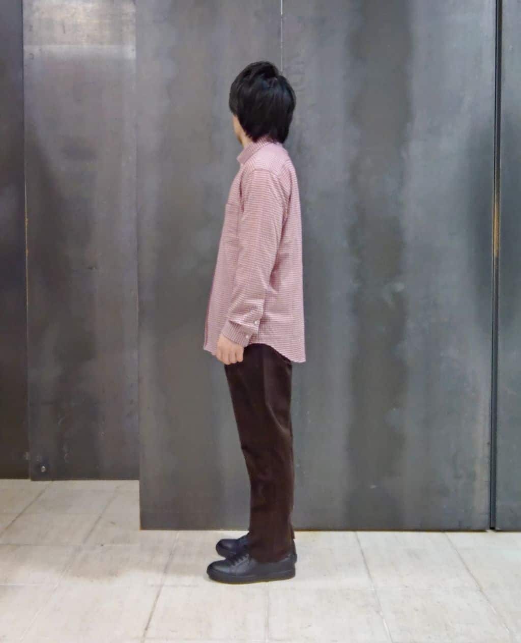shiominさんの「TAKEO KIKUCHI｜【抗菌防臭/シーズンレス】シアサッカーギンガムチェック ストレッチシャツ」を使ったコーディネート