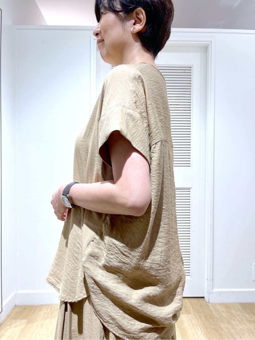 Miyazakiさんの「Dessin｜【セットアップ可】2WAYネックスキッパーブラウス」を使ったコーディネート