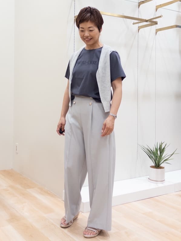 シュウコさんの「grove｜【雑誌掲載】洗えるシアーカーディガン」を使ったコーディネート