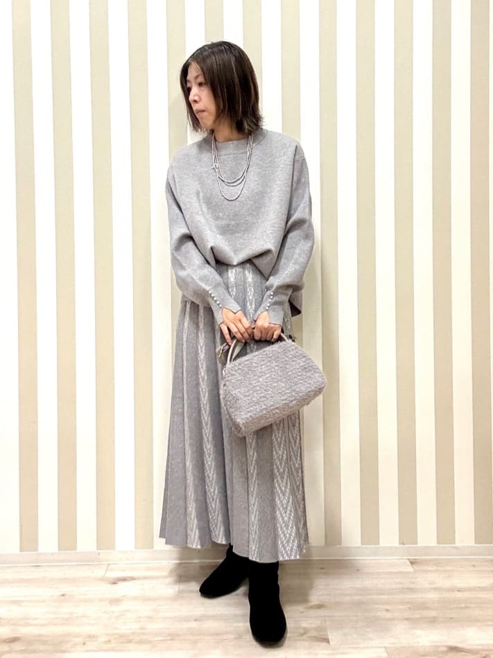 pieceさんの「SHOO･LA･RUE｜【S-LL】上品さを纏う やわらかフェイクスエード ミドル丈ブルゾン」を使ったコーディネート