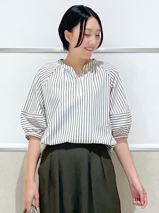 eriko さんの「Dessin｜【セットアップ可・洗える】ダブルタックワイドパンツ」を使ったコーディネート