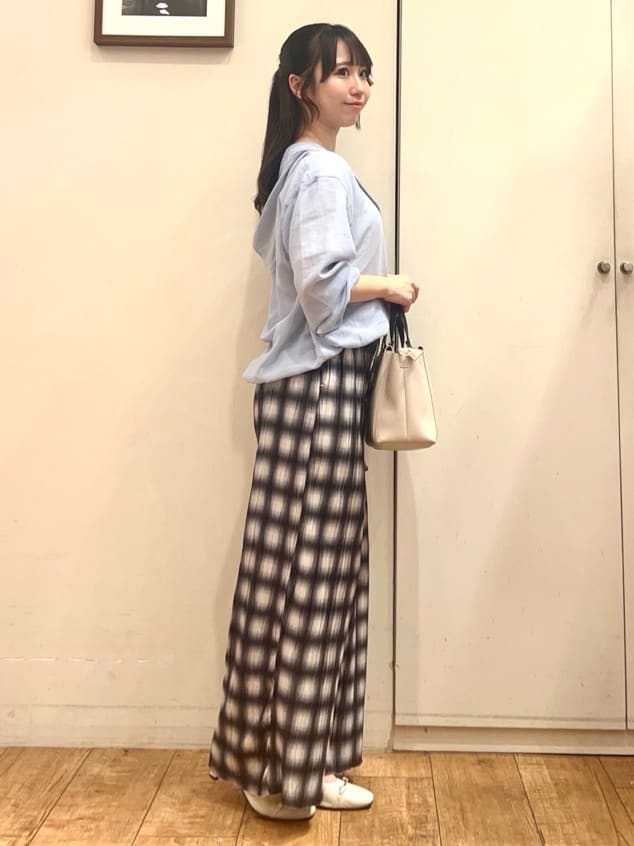 AIRIさんの「SHOO･LA･RUE｜【S-LL】大人の抜け感 シアーボイルフーディパーカ」を使ったコーディネート