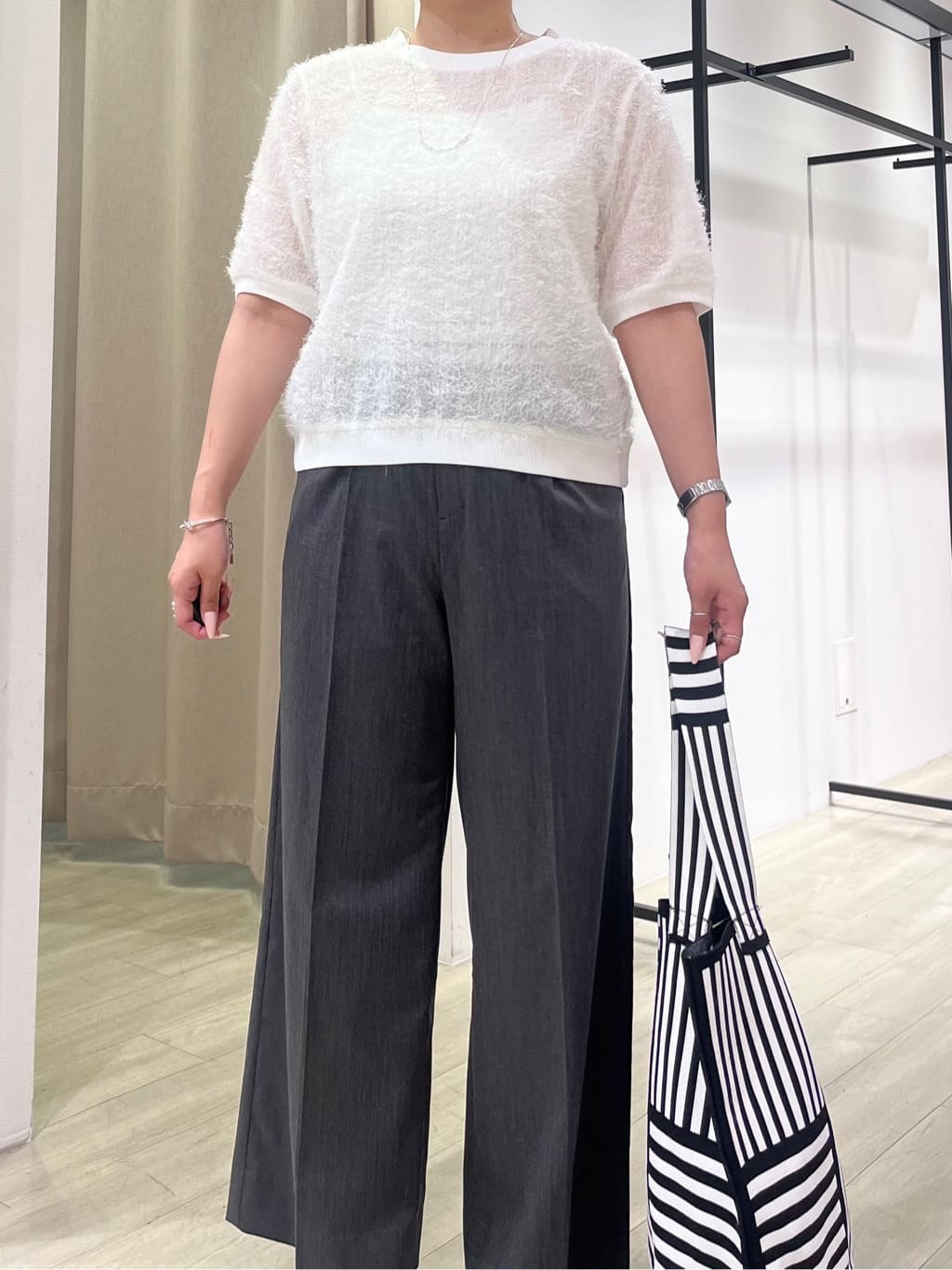 hasuさんの「INDIVI｜ヘアリージャカードトップス」を使ったコーディネート