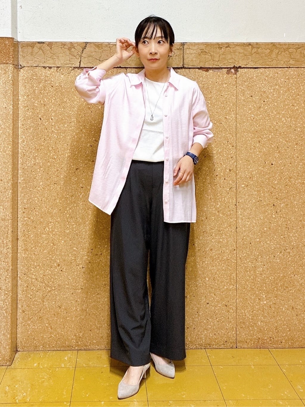 hattoriさんの「INDIVI｜【UVケア／SETUP可能】エアリージョーゼット ワイドパンツ」を使ったコーディネート