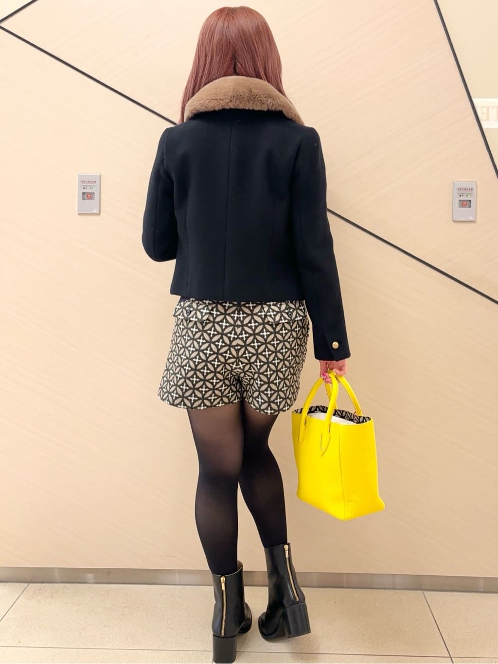 Rinaさんの「DRESSTERIOR｜◆ショートブーツ」を使ったコーディネート