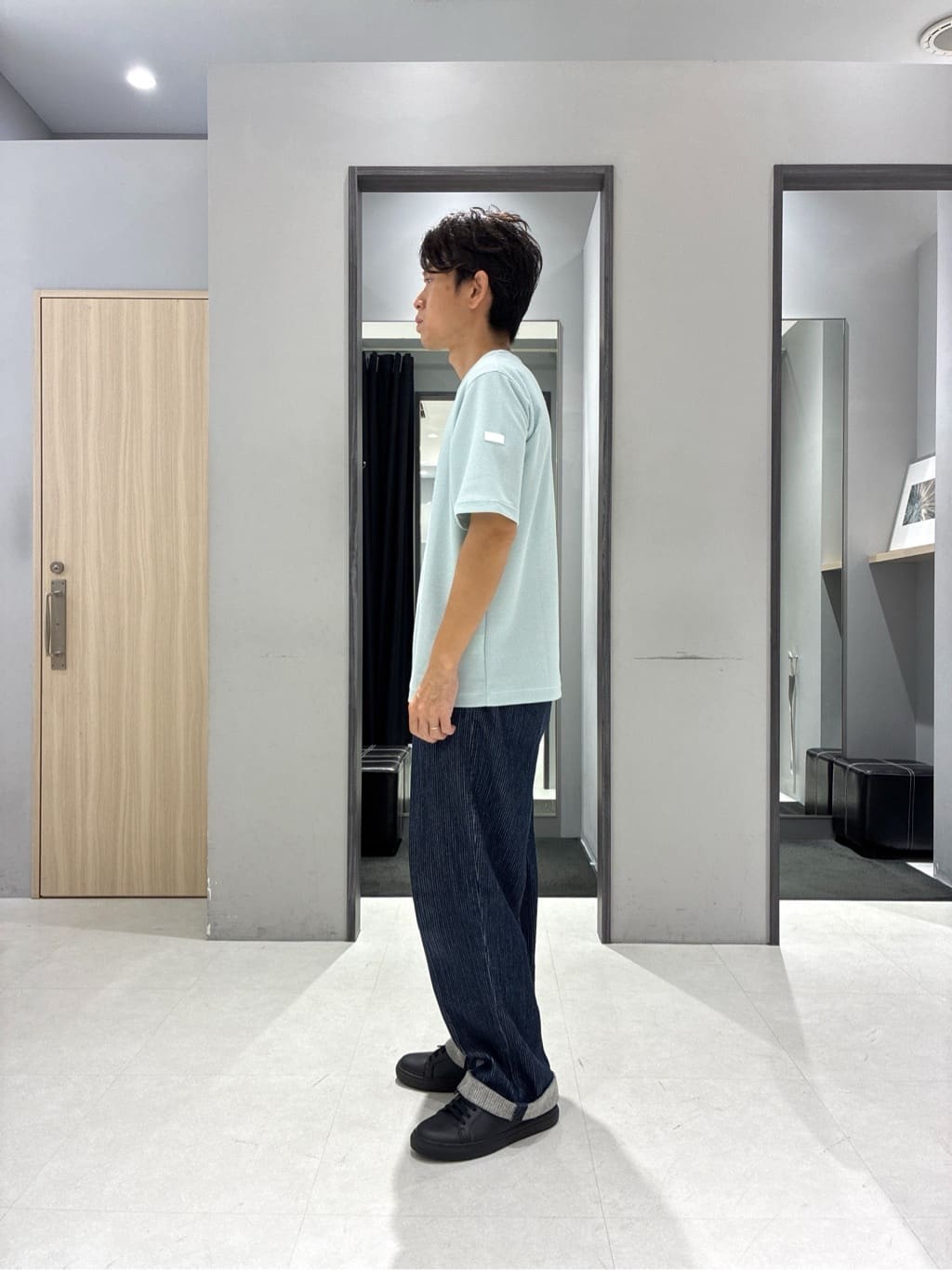 わいずみさんの「TAKEO KIKUCHI｜フルベジタンニンレザー バックパック」を使ったコーディネート