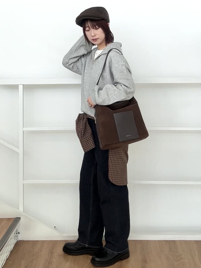 RINAさんの「OPAQUE.CLIP｜ロングロゴTシャツ【洗濯機OK】」を使ったコーディネート