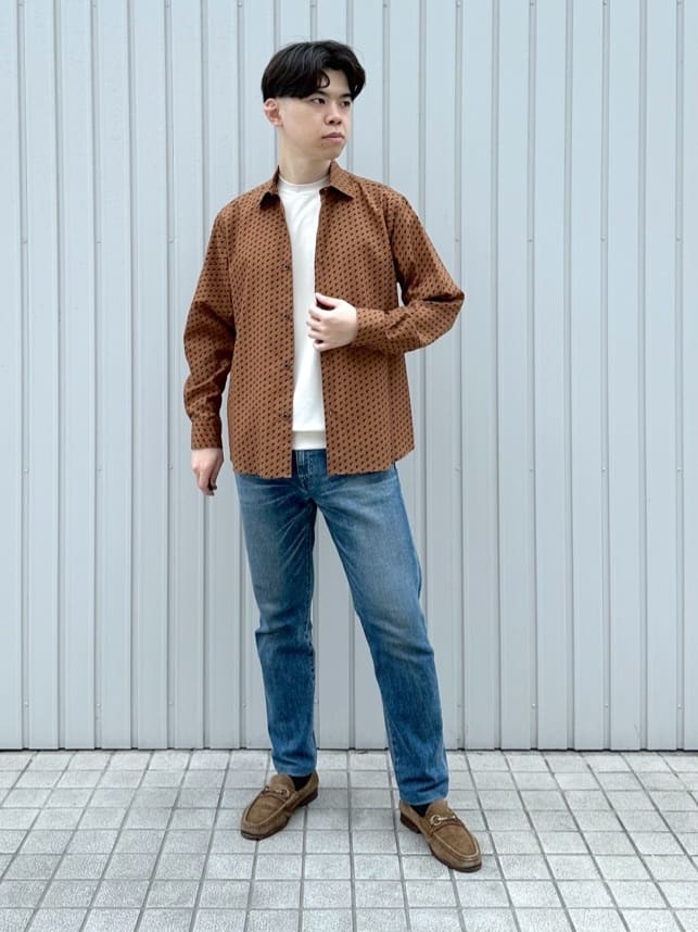 イッシーさんの「TAKEO KIKUCHI｜ボーラーハット柄 長袖シャツ」を使ったコーディネート
