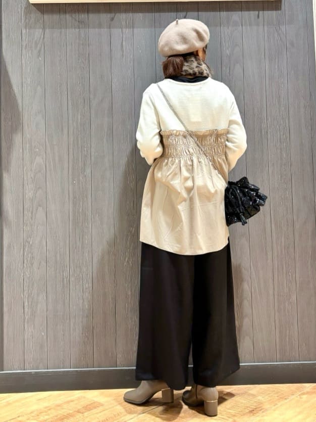 meiさんの「SHOO･LA･RUE｜【S-LL】1枚でコーデが決まる ビスチェ風ドッキングトップス」を使ったコーディネート
