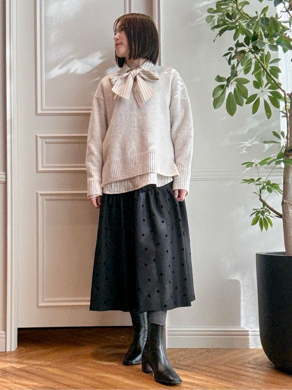 nakaoさんの「DRESSTERIOR｜アルパカブレンドVネックニット」を使ったコーディネート