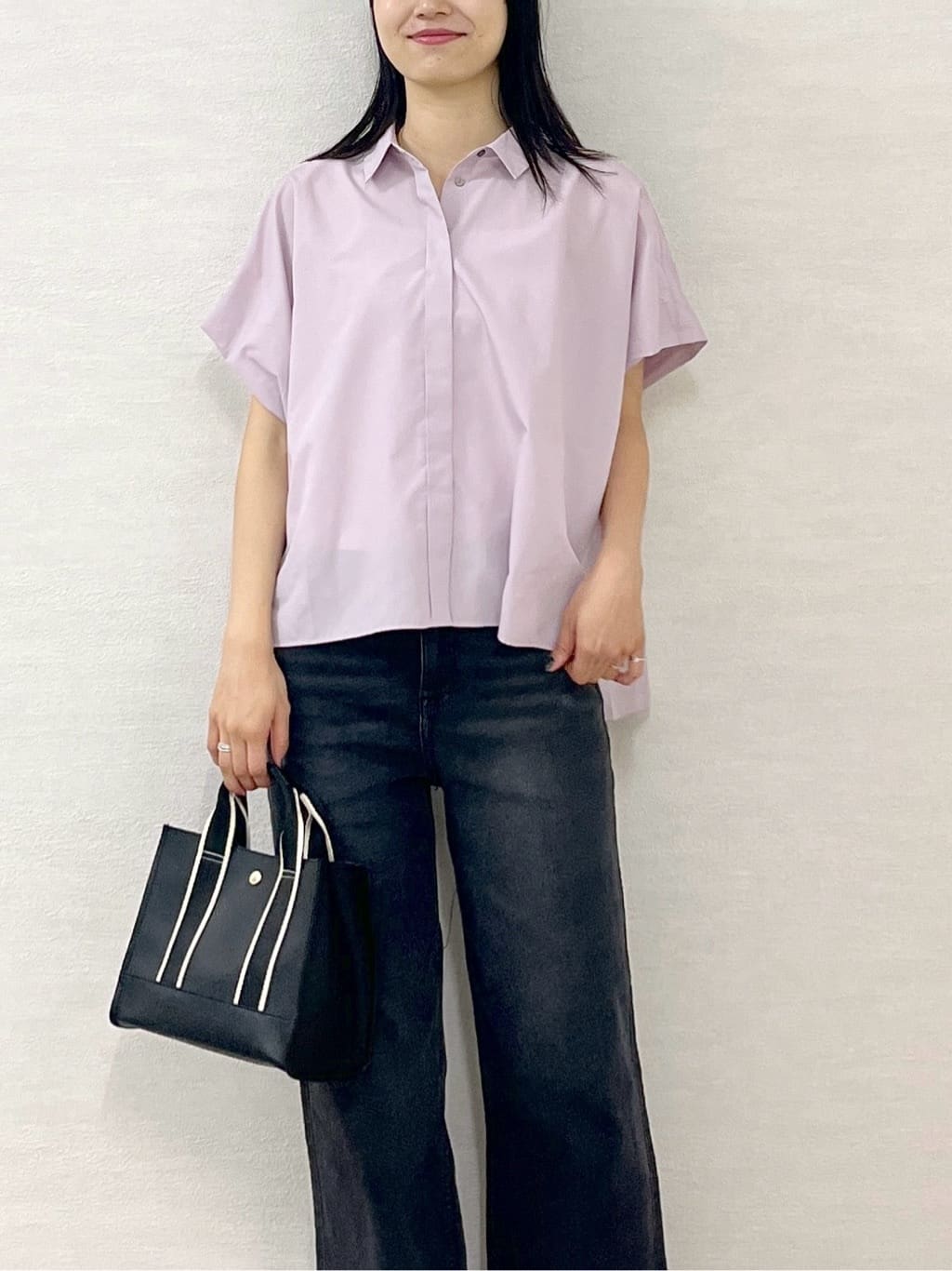 sachikoさんの「OPAQUE.CLIP｜《andGIRL掲載》リラクシーシャツ【洗濯機洗い可】」を使ったコーディネート