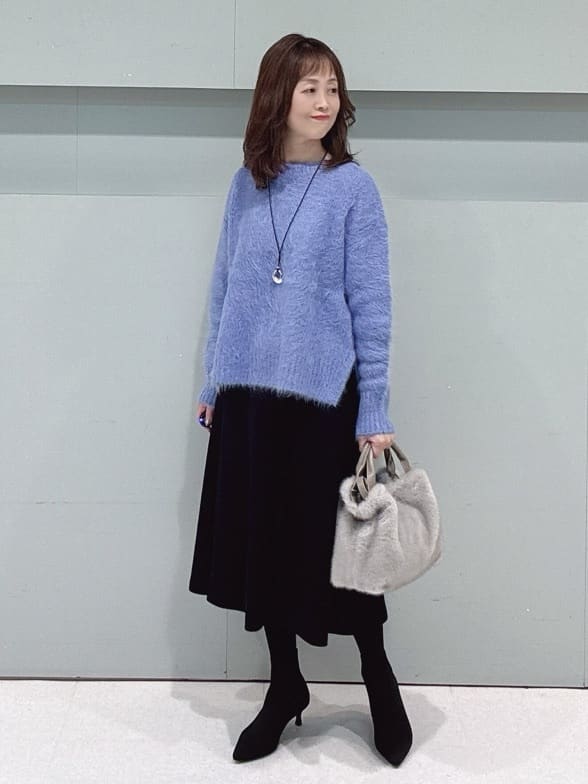 makiさんの「UNTITLED｜【はっ水機能/フード取り外し可】ミディダウンコート」を使ったコーディネート