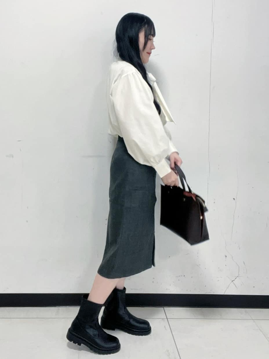 Hitomiさんの「index｜ツイード調フロントジップタイトスカート【洗濯機OK／防シワ】」を使ったコーディネート