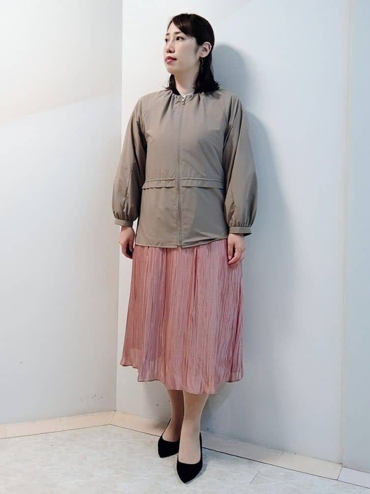 エリさんの「Reflect｜【パンツにもスカートにも合わせやすい◎】ライティブルゾン」を使ったコーディネート