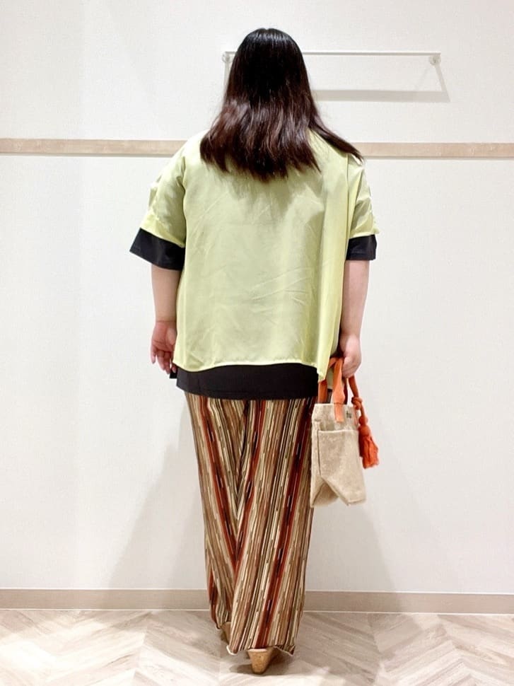 ゆめさんの「SHOO･LA･RUE｜」を使ったコーディネート