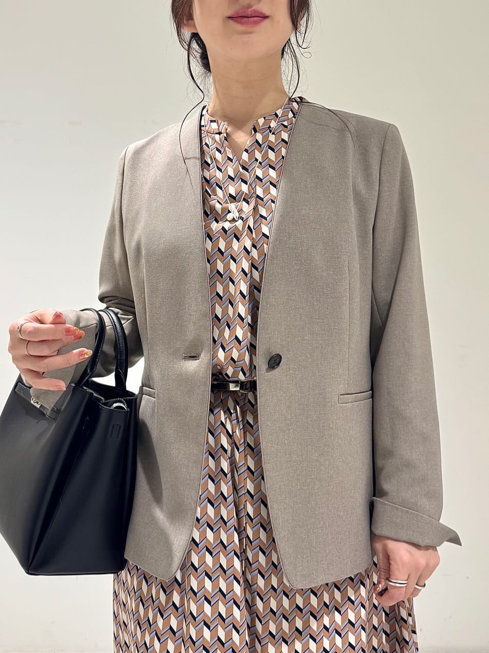 そんさんの「INDIVI｜【洗える／通勤／スーツ】メランジストレッチ ノーカラージャケット」を使ったコーディネート