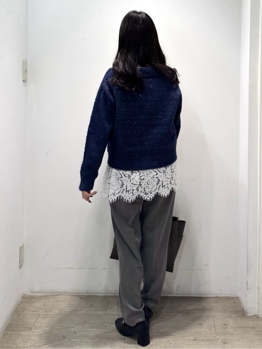 yuicciさんの「OPAQUE.CLIP｜ウォームタッチ イージーテーパードパンツ【洗濯機洗OK／ストレッチ】」を使ったコーディネート
