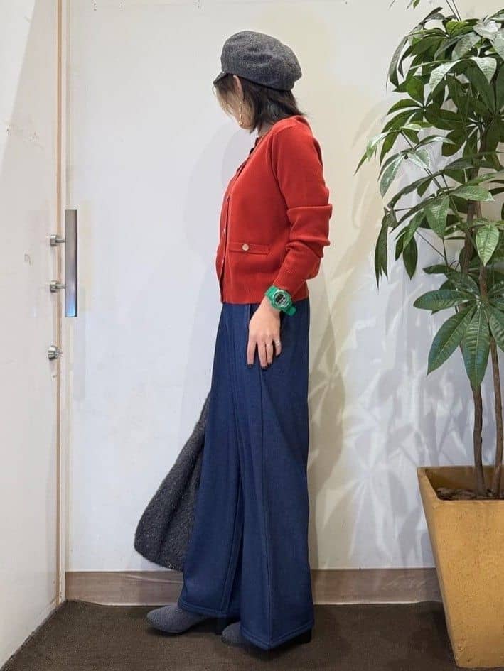 misakiさんの「SHOO･LA･RUE｜【高レビュー】デニム見え 裏起毛ワイドパンツ」を使ったコーディネート