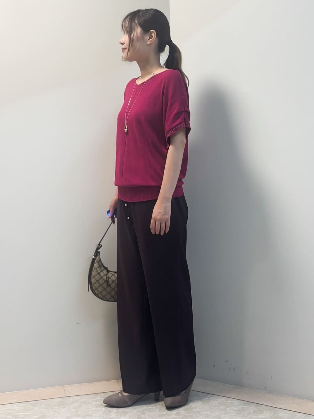 Sawaさんの「Reflect｜【寒暖差対策に◎／手洗い可／旅行や通勤に】フード付きシアーカーディガン」を使ったコーディネート