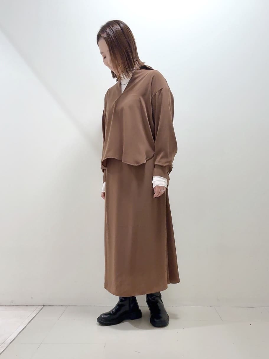 YUIさんの「UNTITLED｜【セットアップ可/スキッパー/ゆったり】リラクパウダーシャツ」を使ったコーディネート