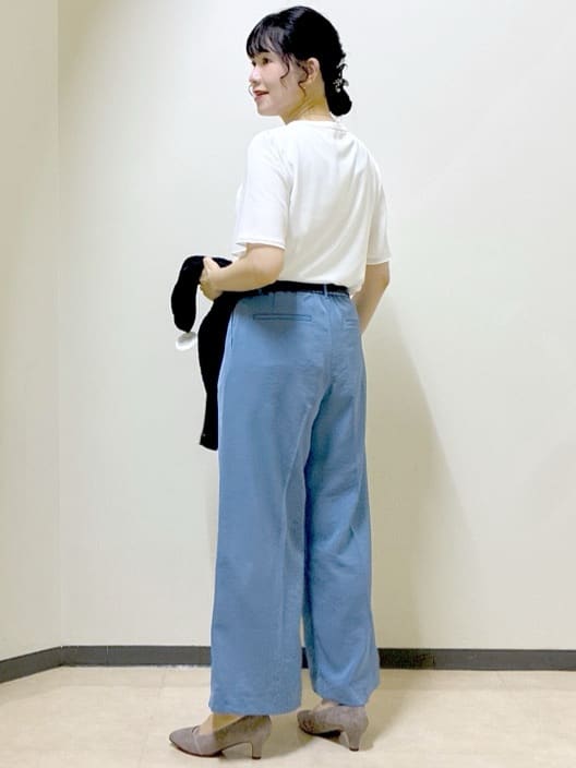 beni_gingerさんの「Reflect｜【一枚着で着映え◎／ジャケットのインナーにも】フロント開きブラウス」を使ったコーディネート
