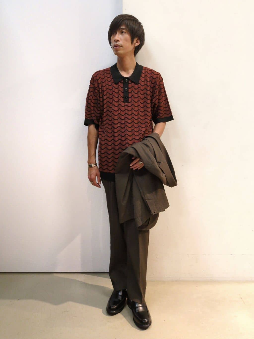 takeさんの「THE SHOP TK｜【Begin/ビギン10月号掲載】楊柳スマートジャケット　軽量/洗濯機OK/セットアップ可」を使ったコーディネート