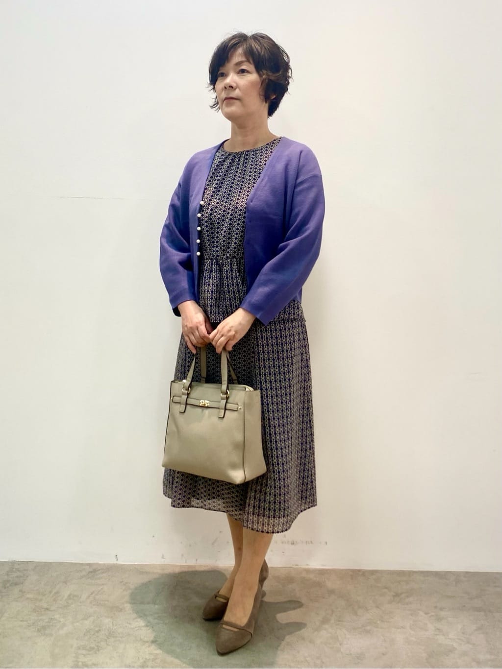 oharaさんの「Reflect｜【軽い羽織に◎／セットアップ可】パール調ボタン付きカーディガン」を使ったコーディネート