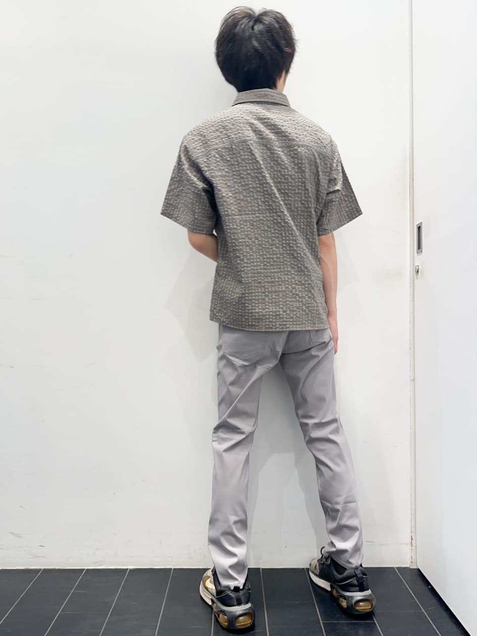 ちびちゃんさんの「THE SHOP TK｜シアサッカーチェックシャツ 【洗濯機OK】」を使ったコーディネート