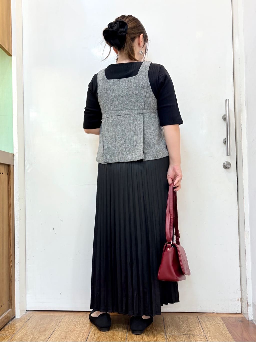 だいわさんの「SHOO･LA･RUE｜【S-LL】女性らしさ漂うハートネック テレコ5分袖トップス」を使ったコーディネート