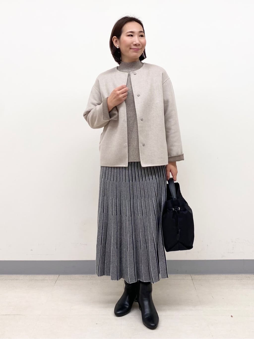 YUKARIさんの「INDIVI｜【配色デザイン／ショート丈】ウールリバー ノーカラーコート」を使ったコーディネート