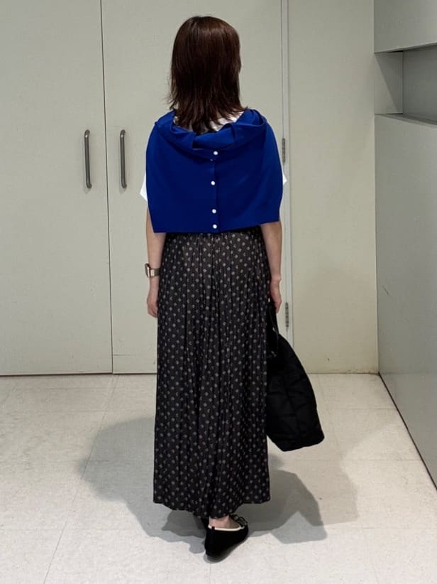 makiさんの「UNTITLED｜【アンサンブル可/薄手】ベーシッククルーネックカーディガン」を使ったコーディネート
