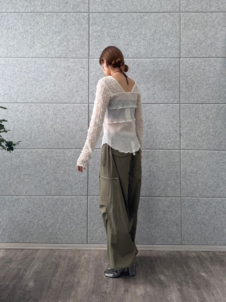 designer yukaさんの「CODE A｜Airy volume cargo」を使ったコーディネート