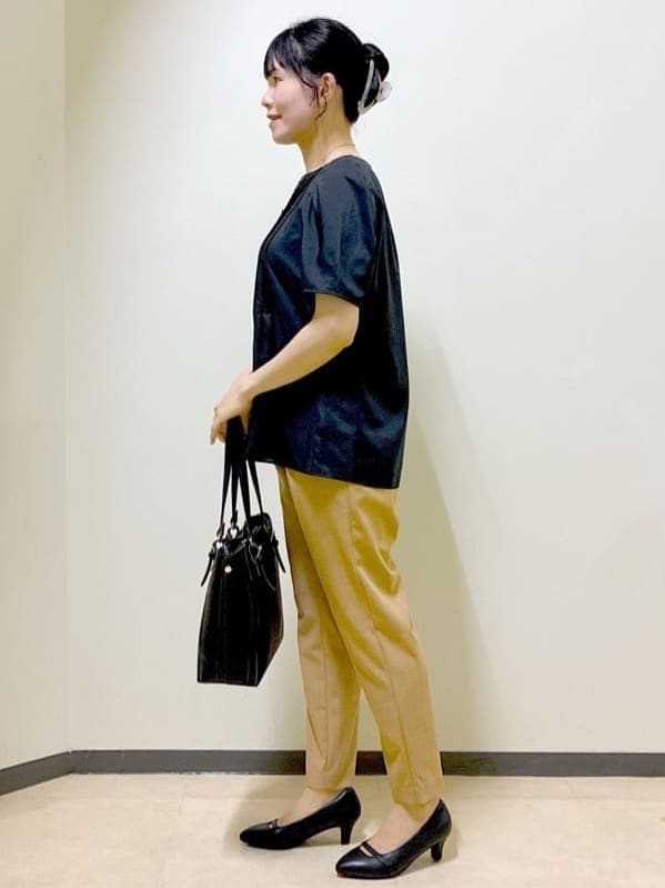  beni_gingerさんの「Reflect｜【すっきり見え！長め丈】ピンタックデザインチュニックブラウス」を使ったコーディネート