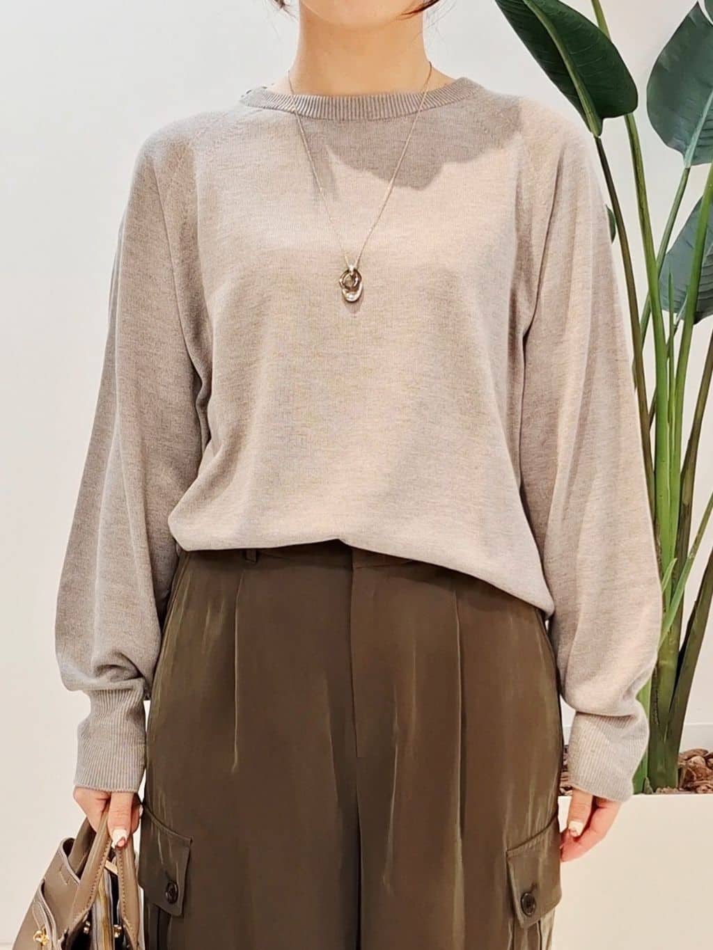 YuKaRiさんの「UNTITLED｜【8色展開／コンパクト丈】レーヨン混 コクーンニット」を使ったコーディネート