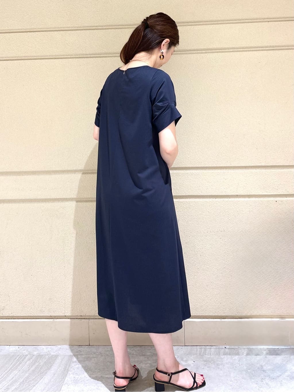 sakiさんの「COUP DE CHANCE｜◆【手洗い可／日本製】リラクシーワンピース」を使ったコーディネート