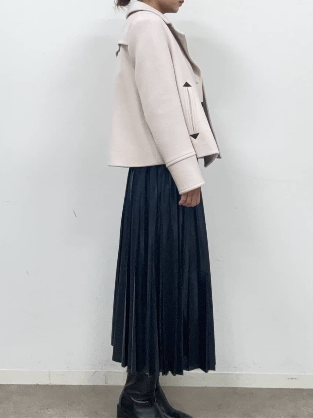 BUNさんの「DRESSTERIOR｜◆アニージャカードニット」を使ったコーディネート