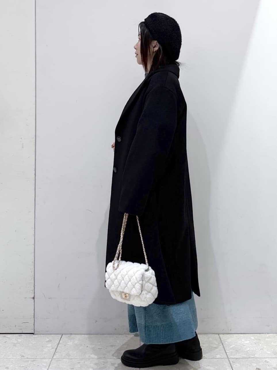 mameさんの「OPAQUE.CLIP｜カシミヤブレンドウールチェスターコート」を使ったコーディネート