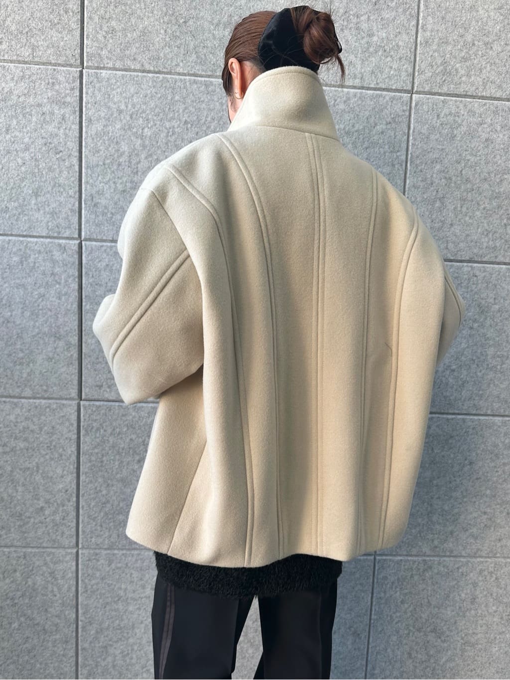 harunaさんの「CODE A｜wool volume short coat」を使ったコーディネート