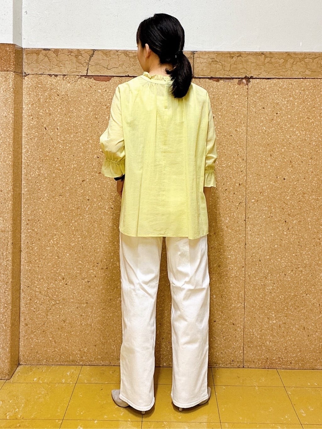 hattoriさんの「INDIVI｜【洗える/コットン】ピンタックシアーブラウス」を使ったコーディネート