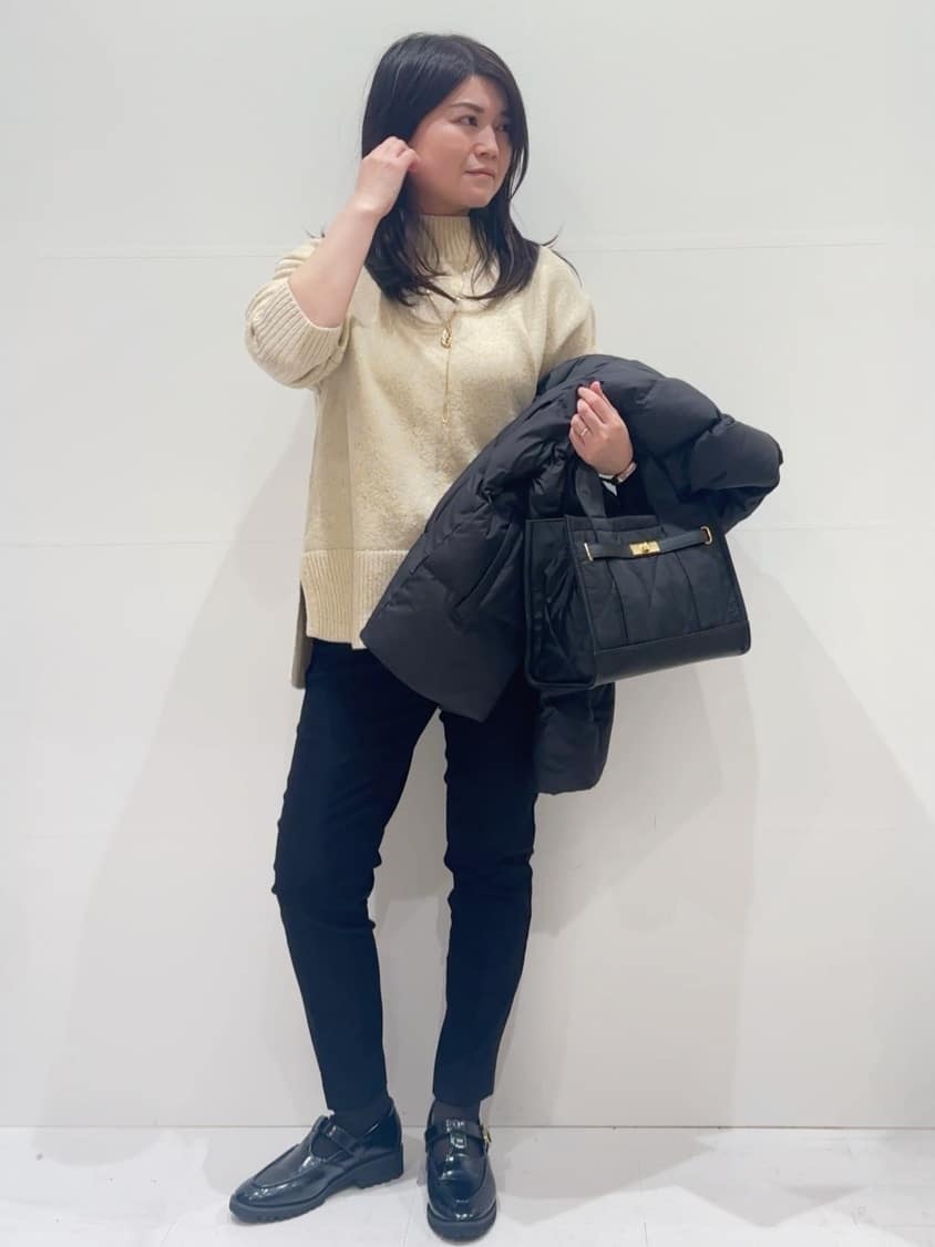 Minさんの「OPAQUE.CLIP｜裏起毛ハイストレッチイージーテーパードパンツ【洗濯機OK】」を使ったコーディネート