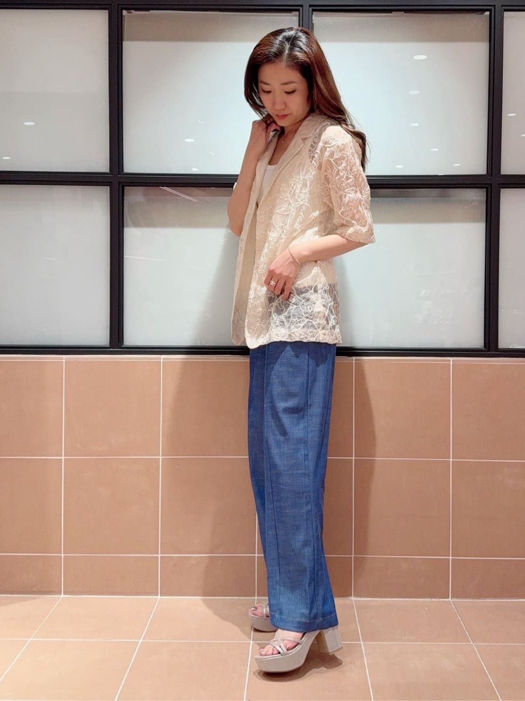 kaoriさんの「ESPERANZA｜厚底アンクルベルトサンダル」を使ったコーディネート