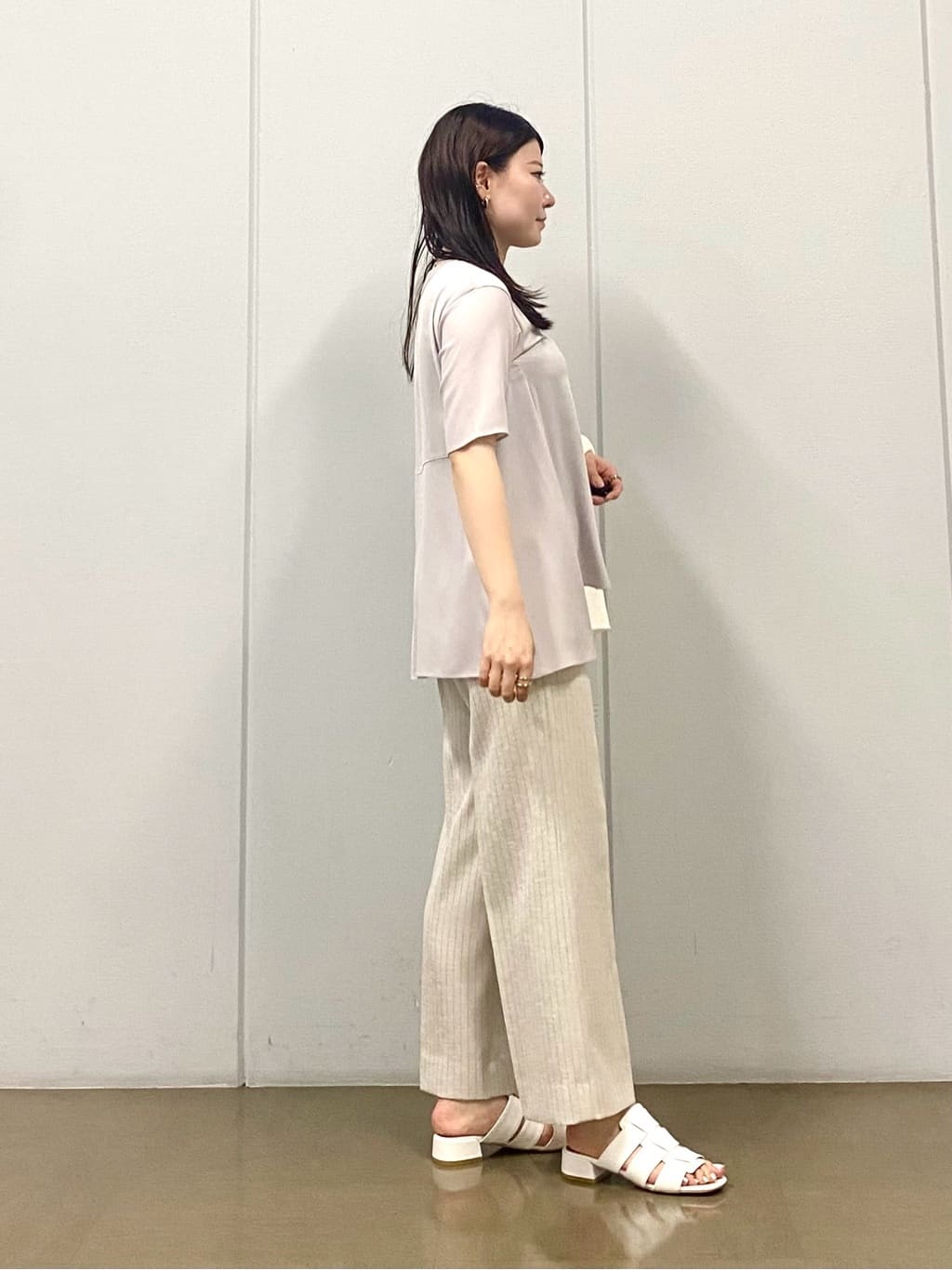 misakiさんの「INDIVI｜【バックシャン】デザインTブラウス」を使ったコーディネート