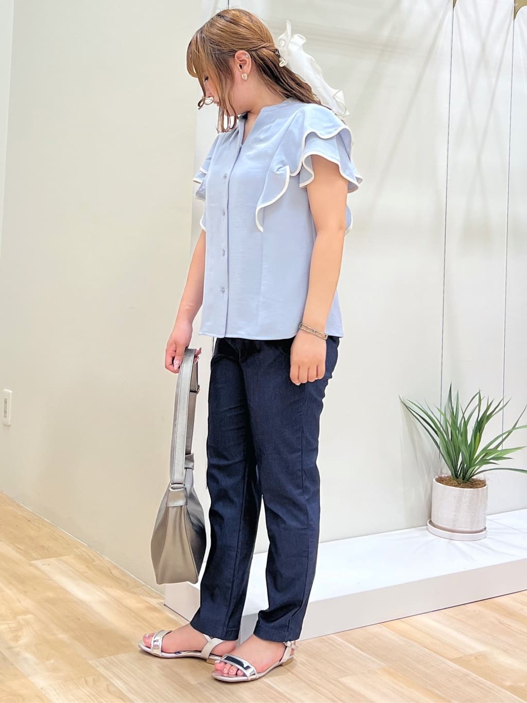 みことさんの「grove｜【冷感】サマーハイパーストレッチテーパードパンツ」を使ったコーディネート