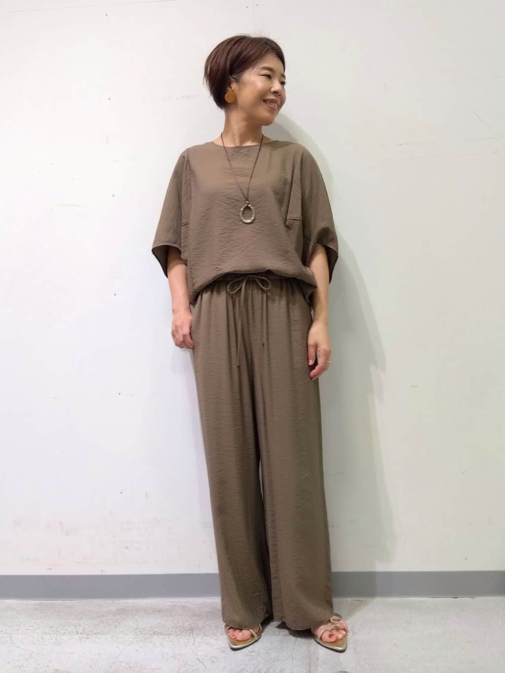 Kさんの「INDIVI｜◆【洗える／5分袖／UVケア／SETUP可能】モモンガスリーブブラウス」を使ったコーディネート